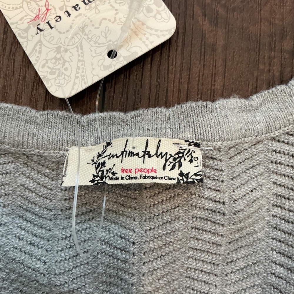 Free People Intimately Chevron Knit Crop Tank Top Heather Grey Scoop Neck L NWT - Picture 2 of 4